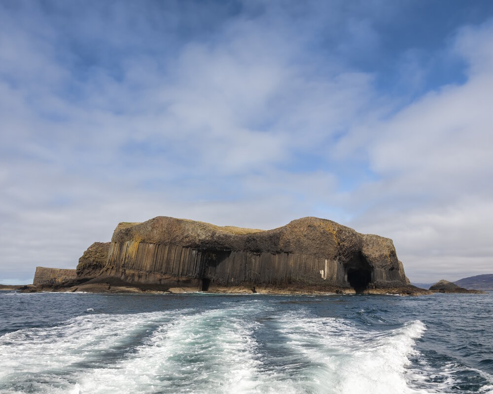 L'île de Staffa (Océan Atlantique) L'île de Staffa (Océan Atlantique)